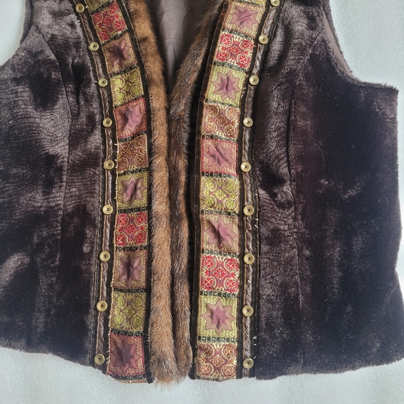 Vintage Bohemian Faux Fur Vest With Embroidery Hippie Boho Small - Picture 4 of 13